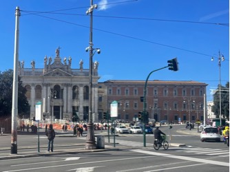 Papale Arcibasilica San Giovanni In Laterano - Basilica Of Saint Jean